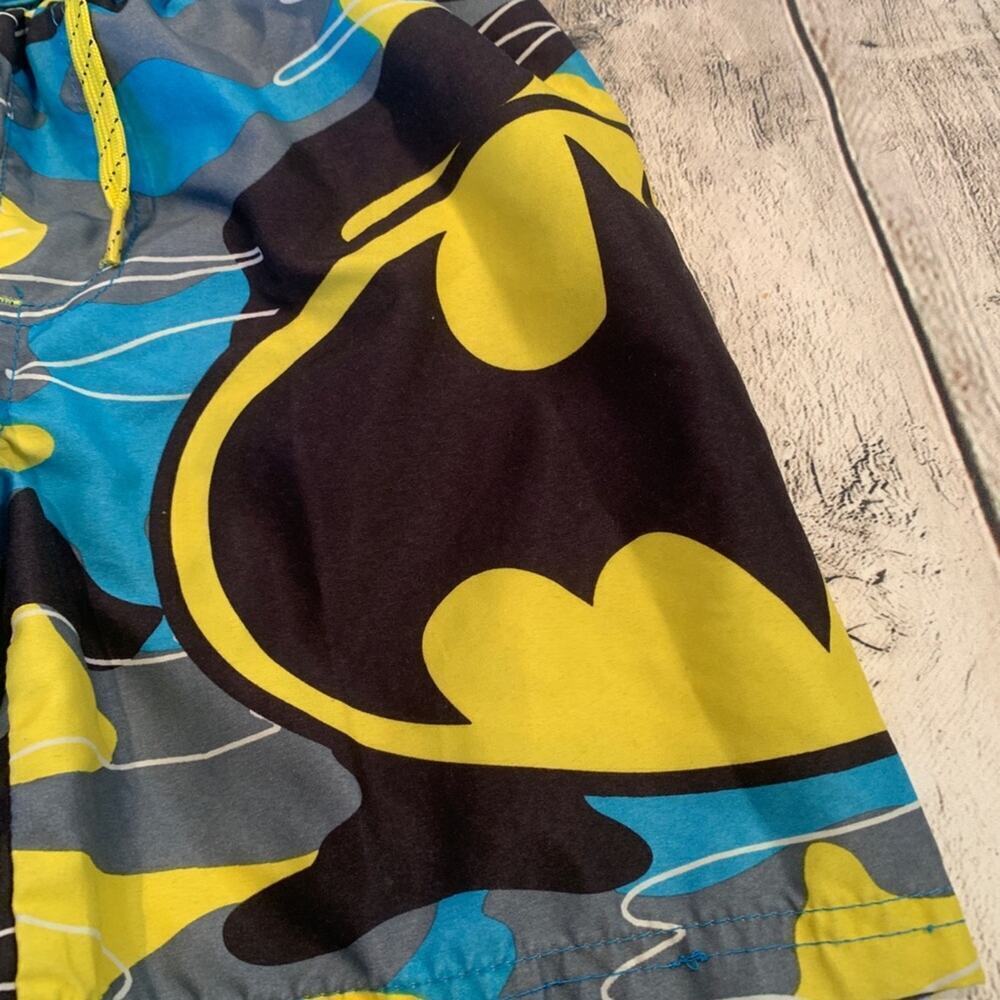 DC COMICS Boy’s Batman Board Shorts / Size: 4-5 - Picture 3 of 8